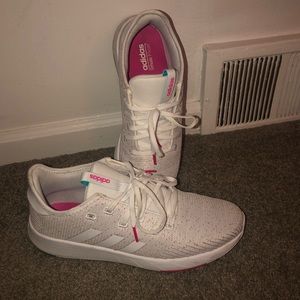 Adidas cloud foam worn once